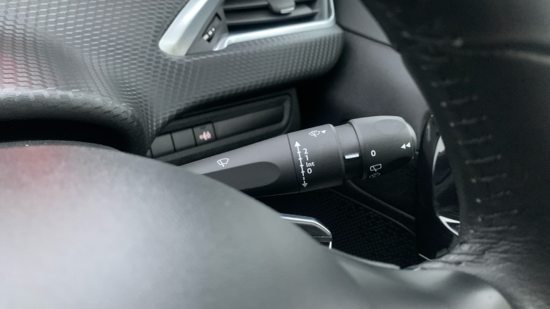 Peugeot 208 1.2 PureTech 82 Active 5dr Petrol Hatchback